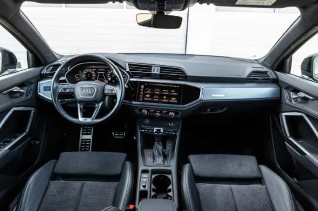 Audi Q3 (2022) thumbnail 5