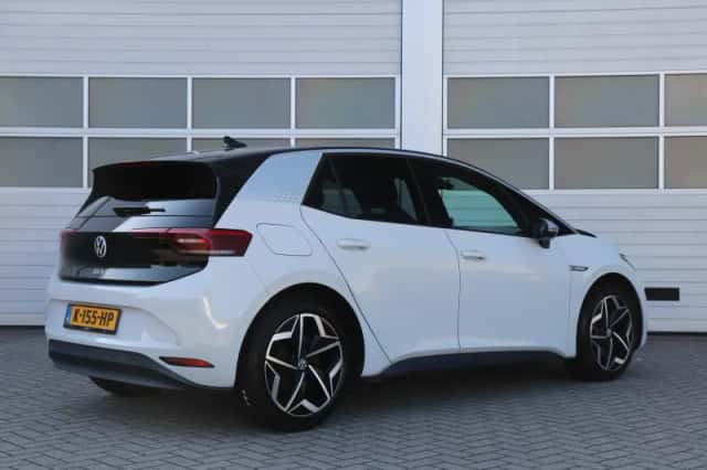 Volkswagen ID.3 (2020) thumbnail 2