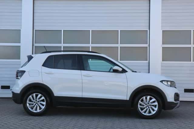 Volkswagen T-Cross (2022) thumbnail 3
