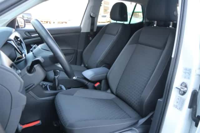 Volkswagen T-Cross (2022) thumbnail 4