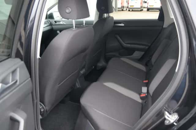 Volkswagen Taigo (2024) thumbnail 6