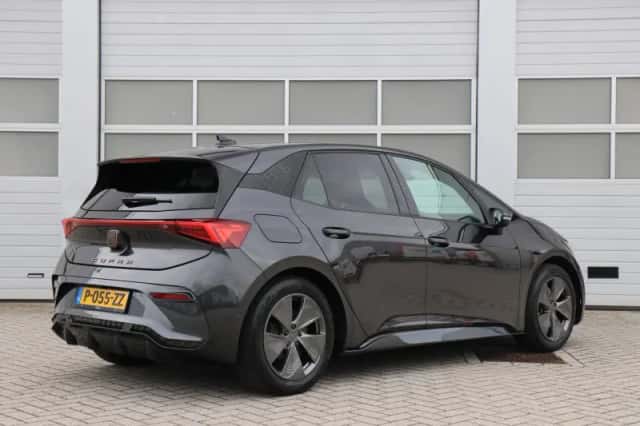 CUPRA Born (2022) thumbnail 2