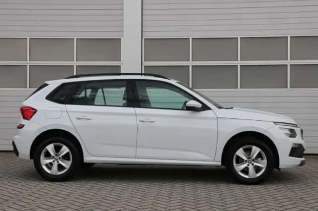 Škoda Kamiq (2024) thumbnail 3