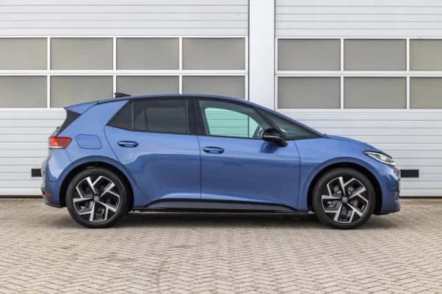 Volkswagen ID.3 (2026) thumbnail 3