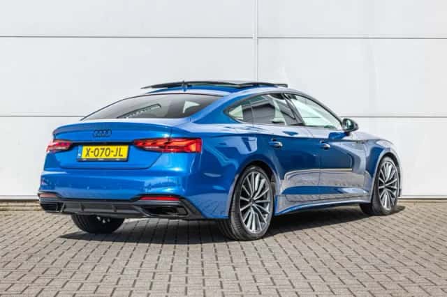 Audi A5 (2023) thumbnail 2