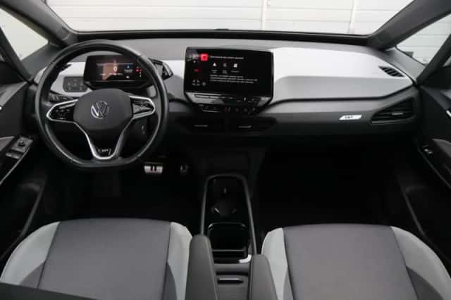 Volkswagen ID.3 (2020) thumbnail 5