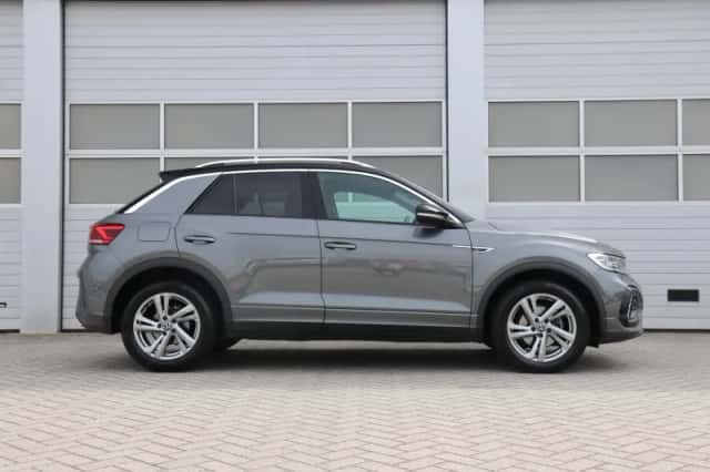 Volkswagen T-Roc (2025) thumbnail 3