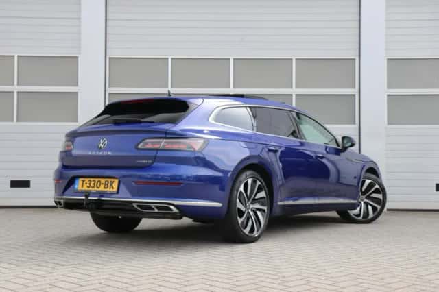 Volkswagen Arteon (2022) thumbnail 2