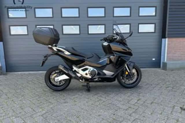Honda NSS (2021) thumbnail 1
