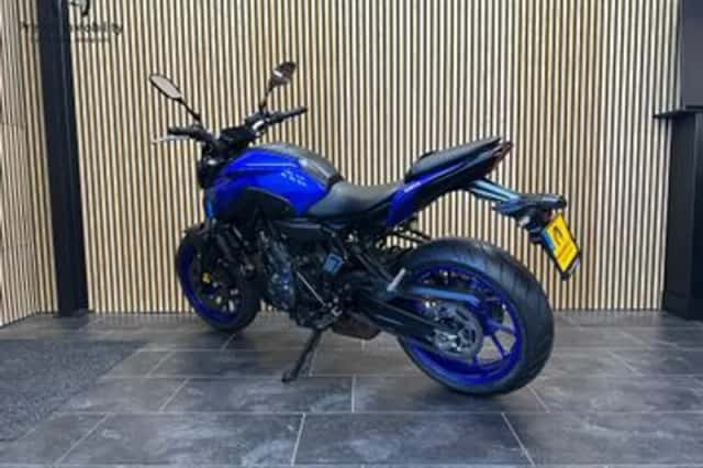YAMAHA MT07 (2022) thumbnail 6