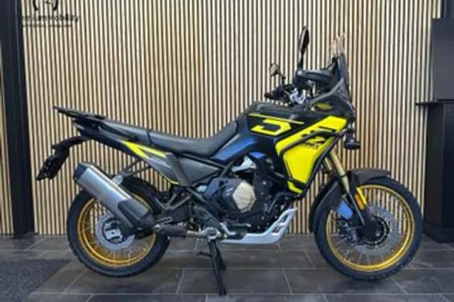 VOGE DS800 (2026) thumbnail 1