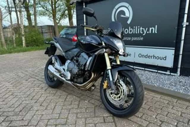 Honda CB (2007) thumbnail 3