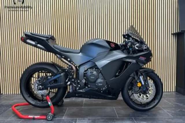 Honda CBR600RR (2026) thumbnail 3
