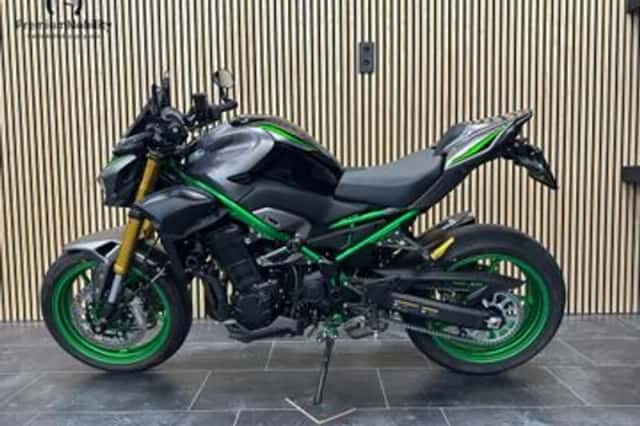KAWASAKI Z900 (2025) thumbnail 4