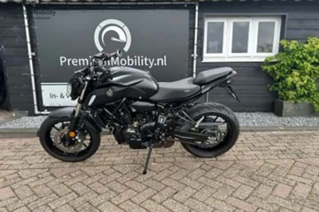 YAMAHA MT07 (2020) thumbnail 5