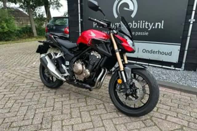 Honda CB500F (2023) thumbnail 4