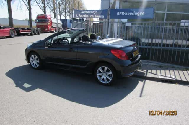 Peugeot 207 (2008) thumbnail 3