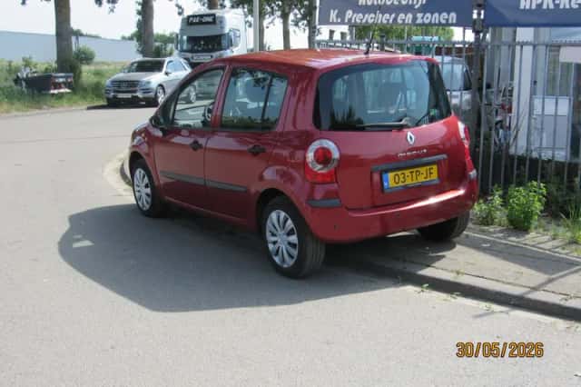 Renault Modus (2007) thumbnail 4