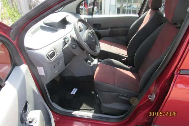 Renault Modus (2007) thumbnail 6
