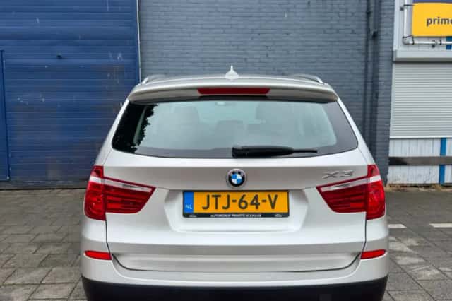 BMW X3 (2012) thumbnail 5