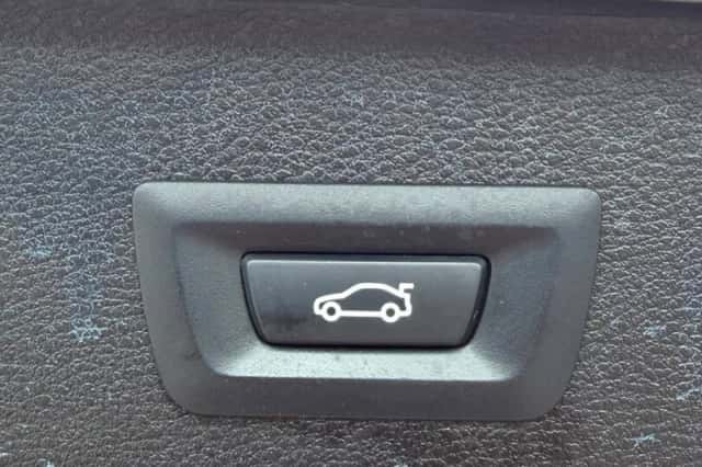 BMW X3 (2012) thumbnail 6