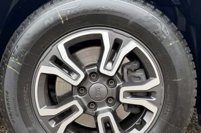 Jeep Renegade (2019) thumbnail 5