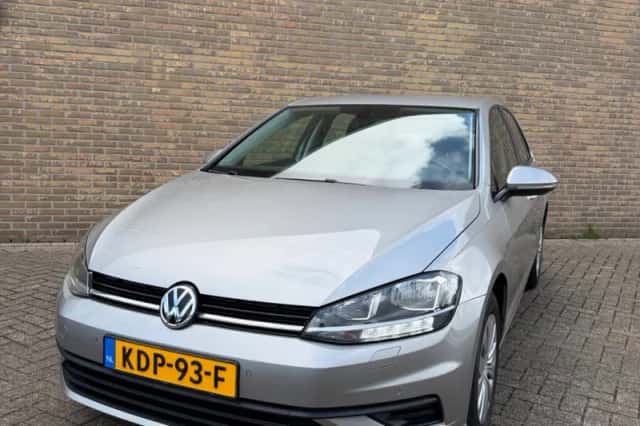 Volkswagen Golf (2018) thumbnail 1