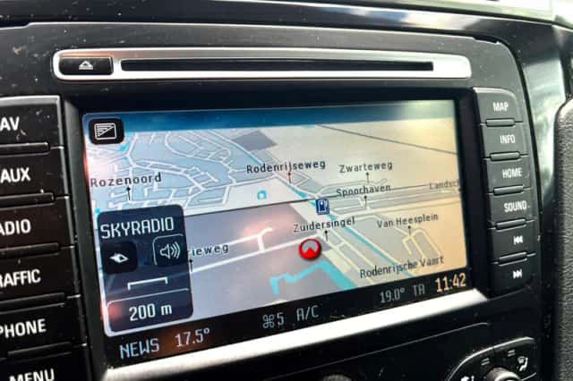 Ford S-Max (2013) thumbnail 6