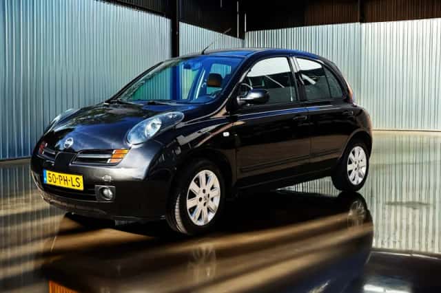 Nissan Micra (2004) thumbnail 1