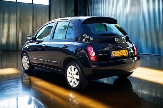 Nissan Micra (2004) thumbnail 2