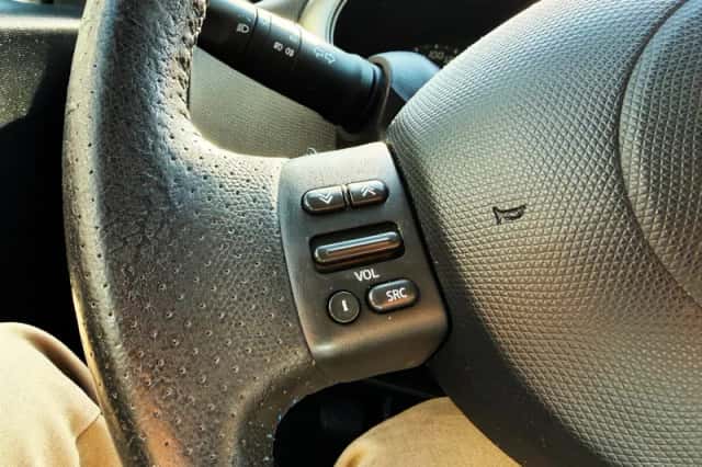 Nissan Micra (2004) thumbnail 6