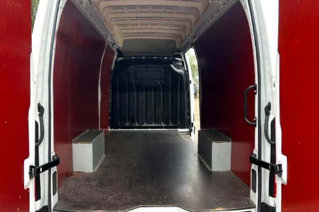Opel Movano (2021) thumbnail 3