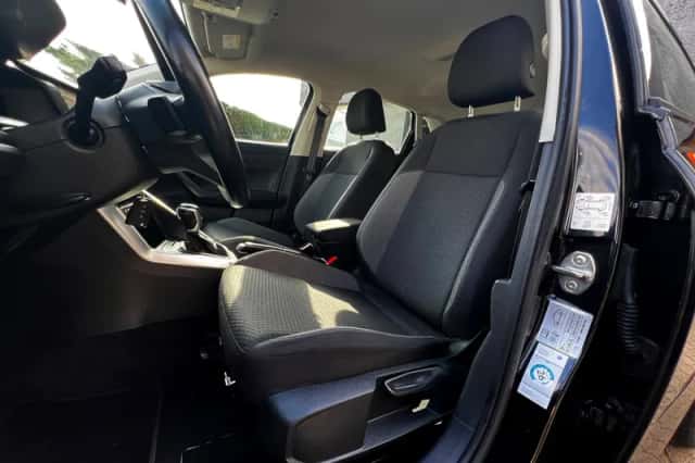 Volkswagen Polo (2022) thumbnail 3