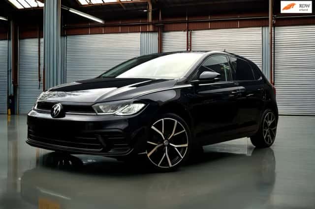 Volkswagen Polo (2022) thumbnail 1