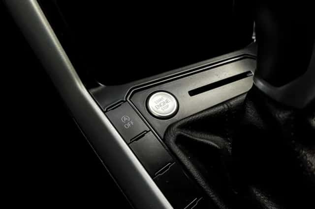 Volkswagen Polo (2022) thumbnail 3