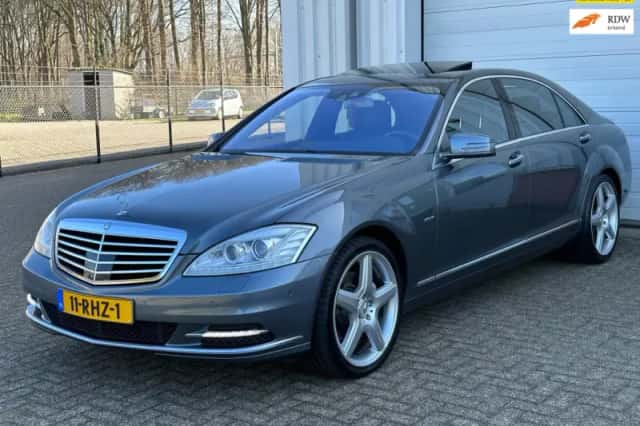 Mercedes-Benz S-Klasse (2009) thumbnail 1