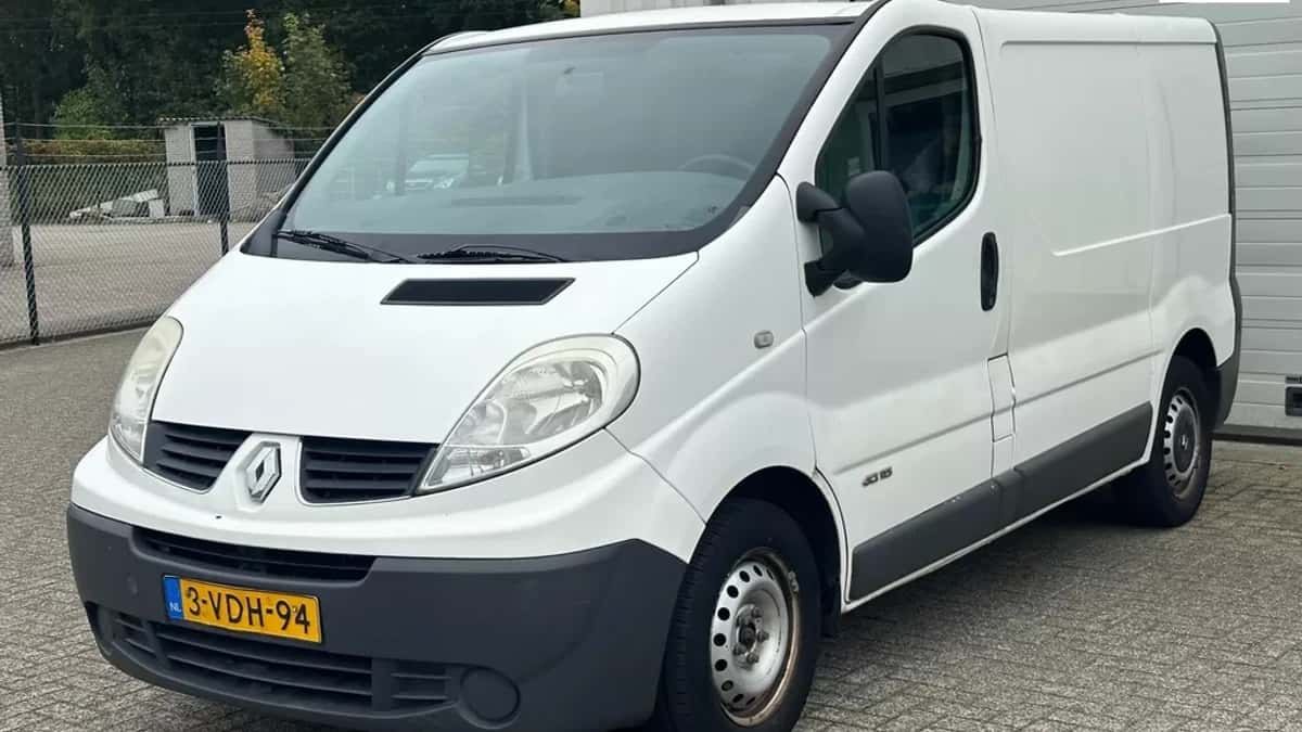 Renault Trafic (2009) — foto 1