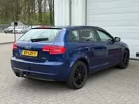 Audi A3 (2010) thumbnail 4