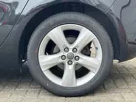 Opel Astra (2011) thumbnail 5