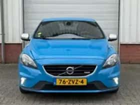 Volvo V40 (2013) thumbnail 2