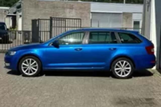 Škoda Octavia (2014) thumbnail 4