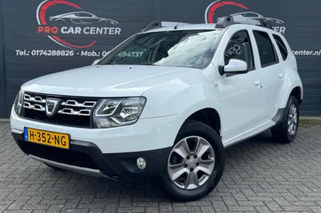 Dacia Duster (2014) thumbnail 1