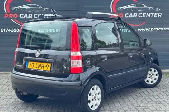 Fiat Panda (2010) thumbnail 2