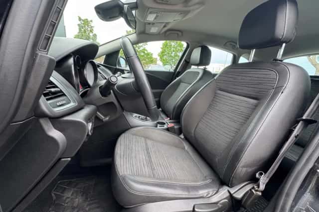Opel Astra (2015) thumbnail 4