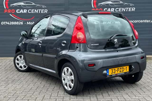 Peugeot 107 (2011) thumbnail 6