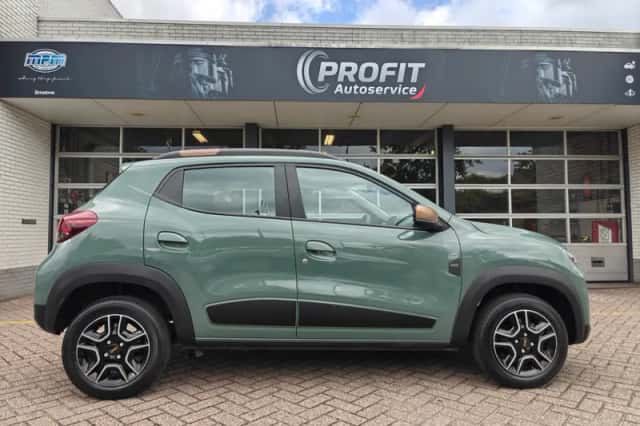 Dacia Spring (2023) thumbnail 3