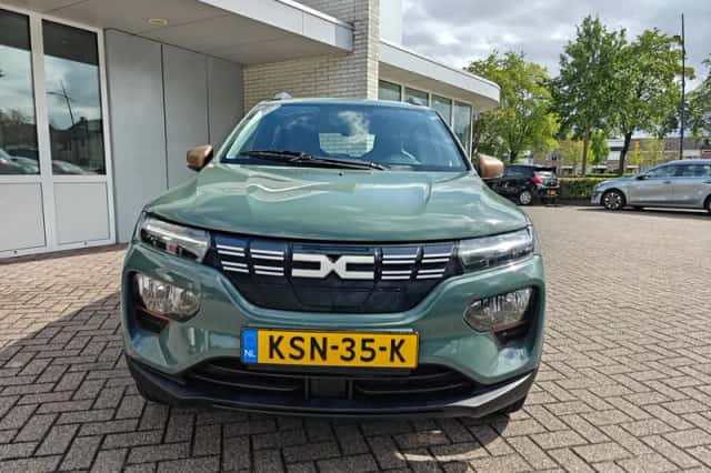 Dacia Spring (2023) thumbnail 4