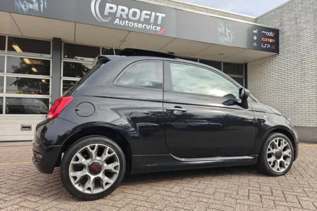 Fiat 500 (2017) thumbnail 3