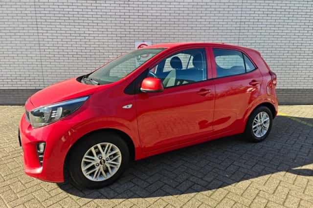 Kia Picanto (2021) thumbnail 2