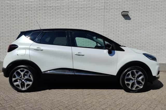 Renault Captur (2018) thumbnail 2